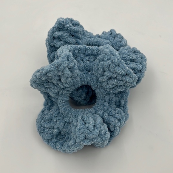 Wholesale 10 Oversized Scrunchies Hair Ties Crochet Handmade Mystery Colors - Picture 11 of 16